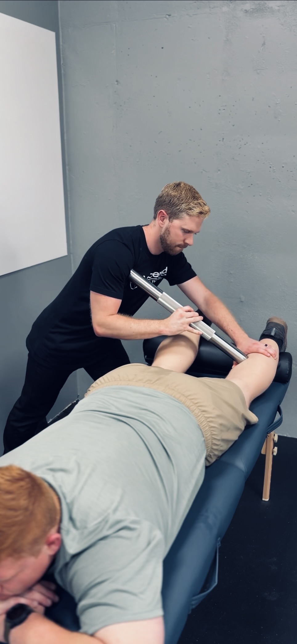 Pain Behind the Knee? Common Causes and When to Get It Checked
